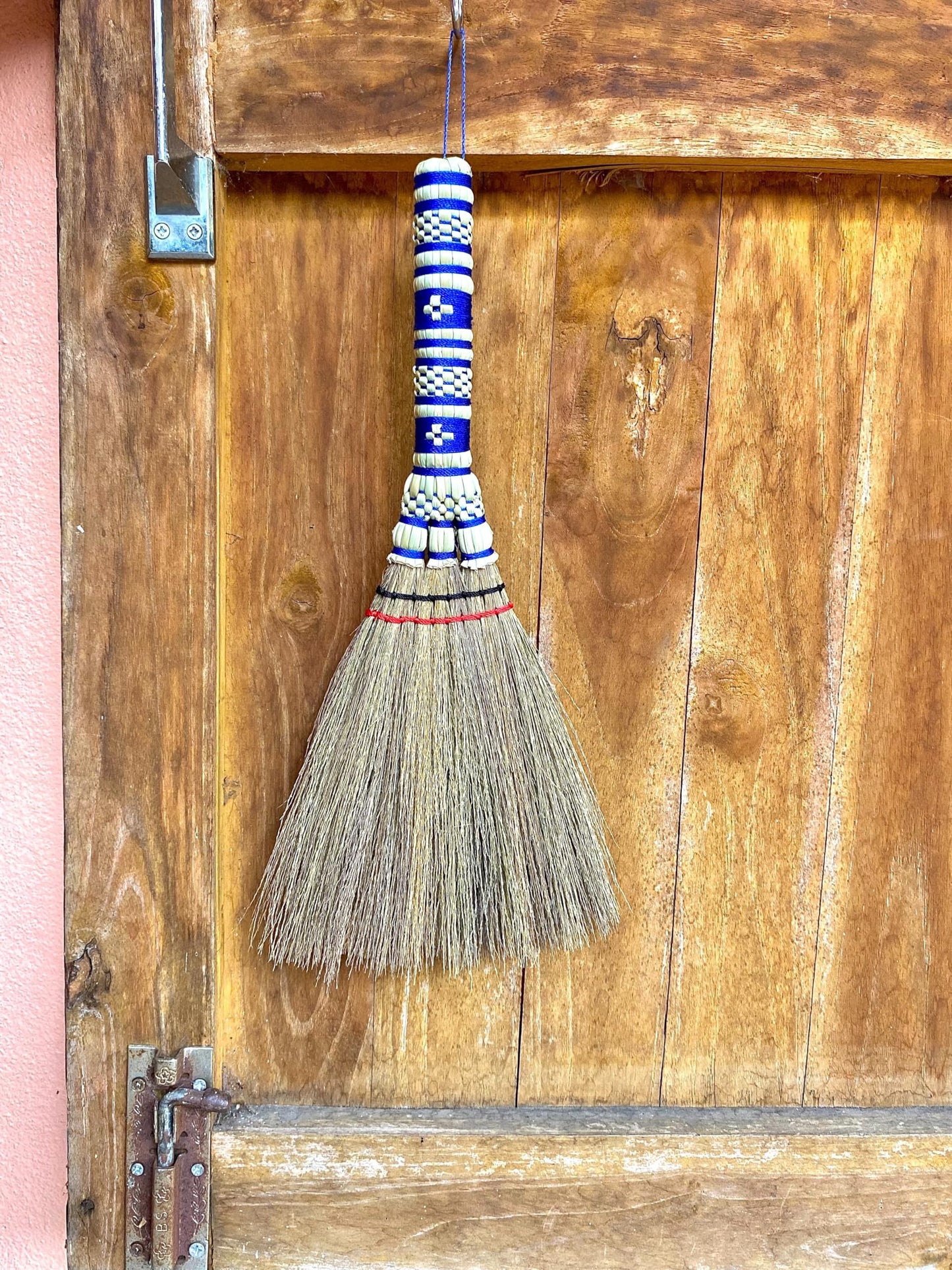 2 Piece Small Whisk Broom Handheld Brush Whisks Away Dust, Dirt & Debris Brush Hanger for Easy Storage Perfect for Indor Outdoor and Car - Short of Asian Whisk Broom (staw soft broom)