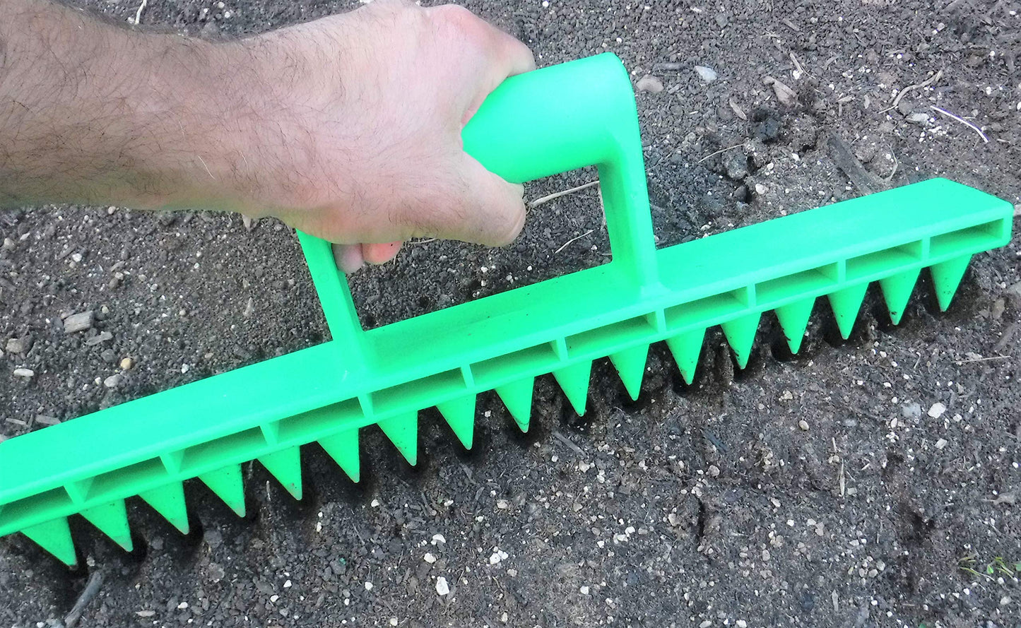Gardinnovations Seed-in Soil Digger and Soil Spacer for Planting Seeds