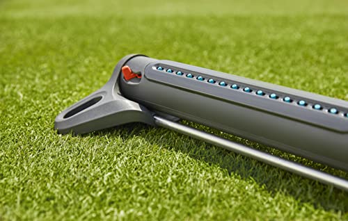 GARDENA 20570 | Up to 3800 sq ft - AquaZoom Adjustable Oscillating Yard Sprinkler, for Watering Large Area Lawn and Garden. Aquazoom Outdoor oscillating Sprinkler has Wide Heavy Duty Base.
