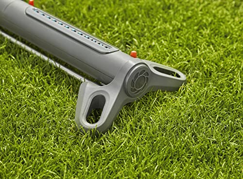 GARDENA 20570 | Up to 3800 sq ft - AquaZoom Adjustable Oscillating Yard Sprinkler, for Watering Large Area Lawn and Garden. Aquazoom Outdoor oscillating Sprinkler has Wide Heavy Duty Base.