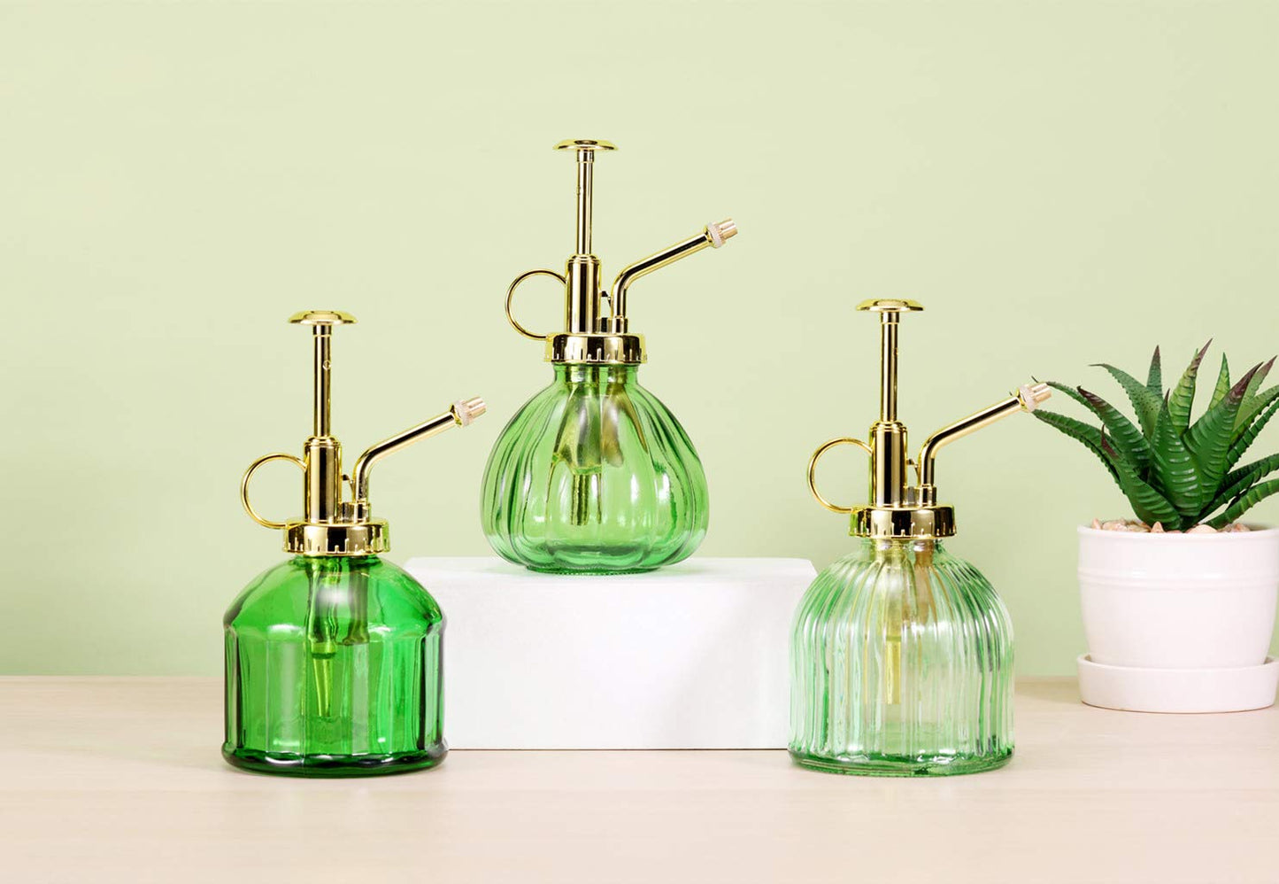 Aebor Glass Plant Mister Spray Bottle, 6.5" Green Glass Water Spray Bottle with Gold Top Pump Small Watering Can, Small Plant Sprayer Mister for Indoor Outdoor House (Green+Gold A)
