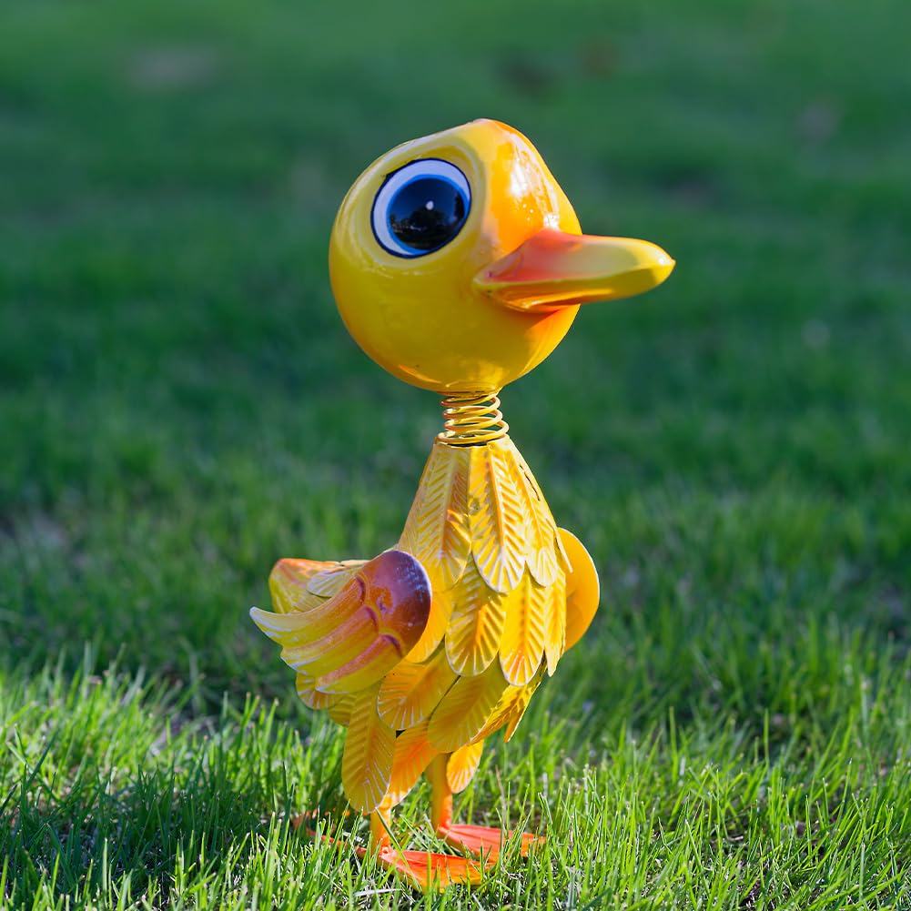 YELENEW Metal Garden Statue Decor for Outside,Yellow Duck Garden Sculptures Lawn Ornaments Garden Yard Art for Backyard Patio Decoration