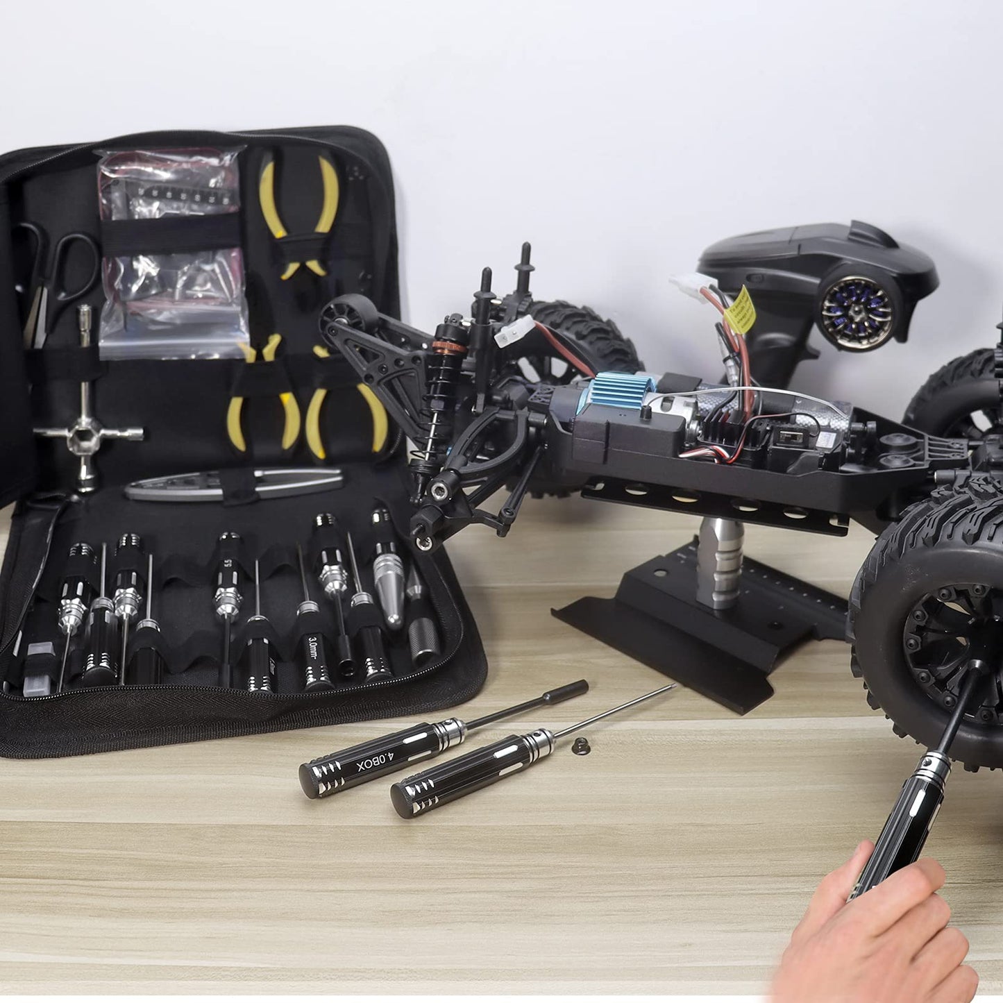 RC Station RC Tool Kit 26in1 RC Car Tool Kit Multi RC Tools Screwdriver Pliers Set Flat, Phillips, Hex, RC Car Tool Set Box for RC Car Drone 1/8 1/10 Traxxas Axial Arrma Redcat Losi RC Repair Tool Box