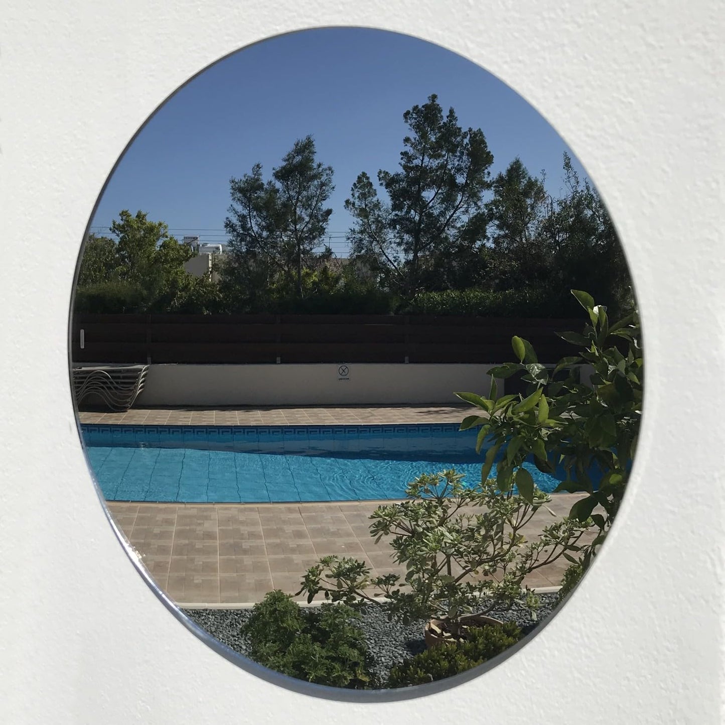 Servewell Stylish Outdoor Garden Mirror - 20 cm Diameter