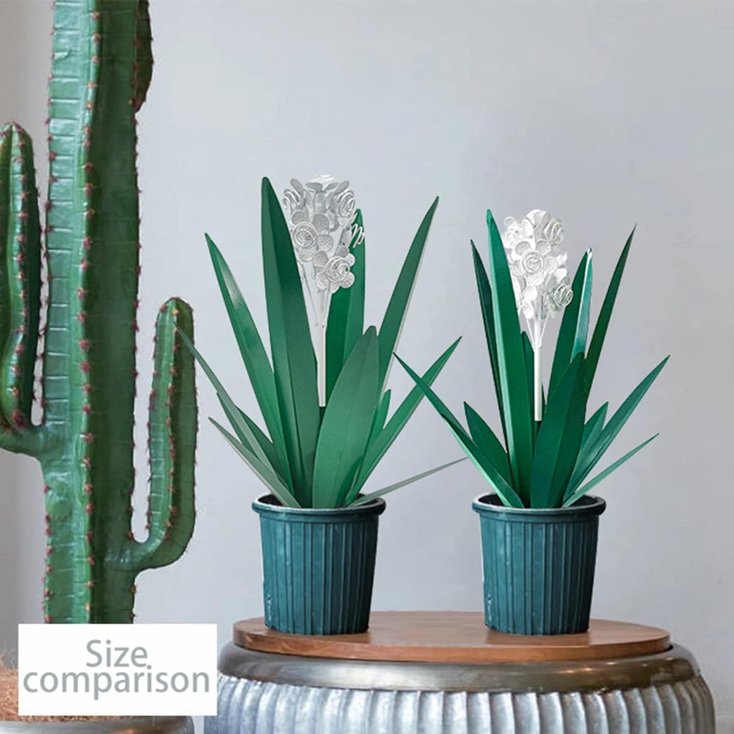 LCJECV Metal Agave Plant Garden Art, 2 Pack Tequila Rustic Sculpture, Rustic Metal Agave Plants for Yard Stakes, Garden Figurines, Outdoor Patio (2 PCS White Flowers)