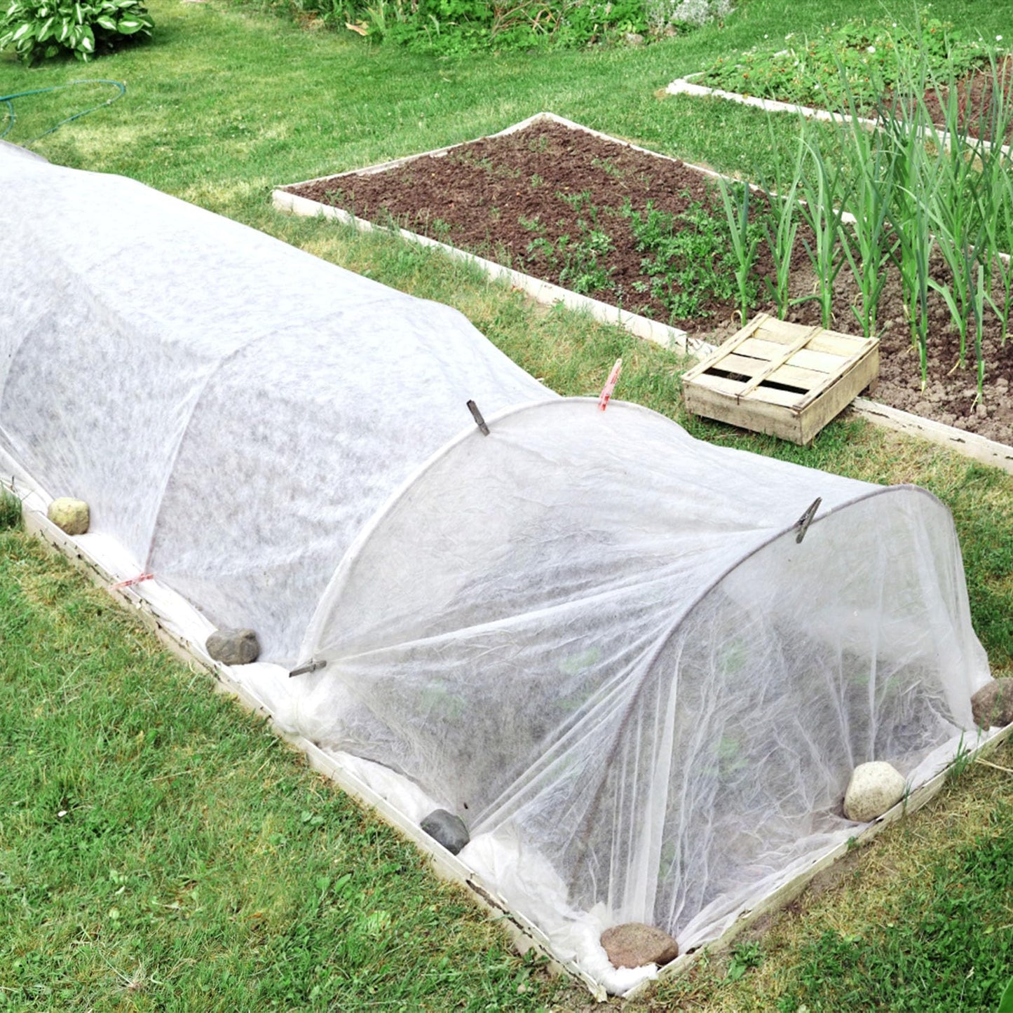 Unves 2 Pack 10 x 33 FT Garden Netting, Mosquito Net Ultra Mesh for Garden Protection Vegetable Fruits, Raised Bed Plant Covers Insect Bird Netting Protect Plants from Birds Bugs