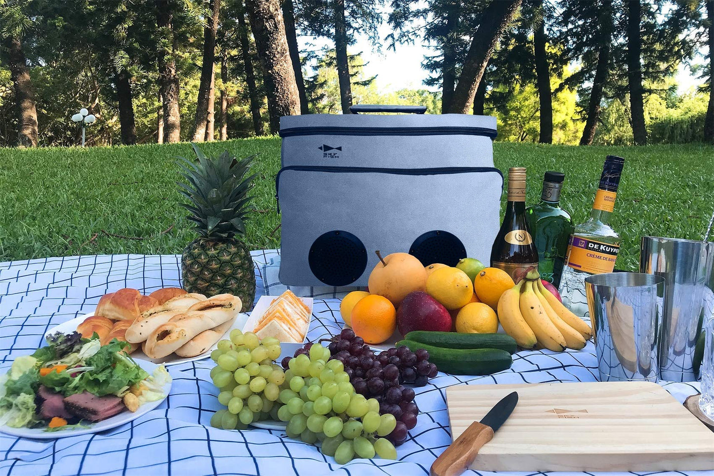 Outdoor Cocktail Travel Set,SKY FISH 13 -Pieces Bartender Kit Including Bar Tools and Insulated Bag for Travel, Camping and Picnic