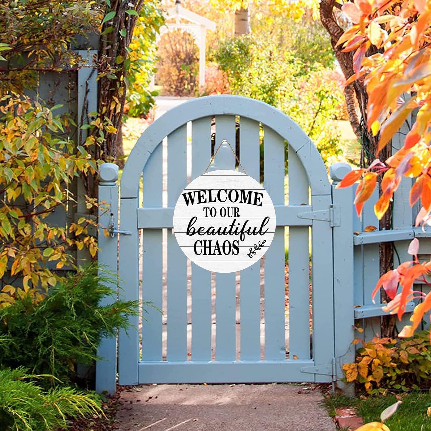 Welcome to Our Beautiful Chaos Round Wooden Sign for Front Door Decor, Wood Plaque Door Hanger for Farmhouse Living Room Bedroom Room Kitchen Garden 12x12 inch