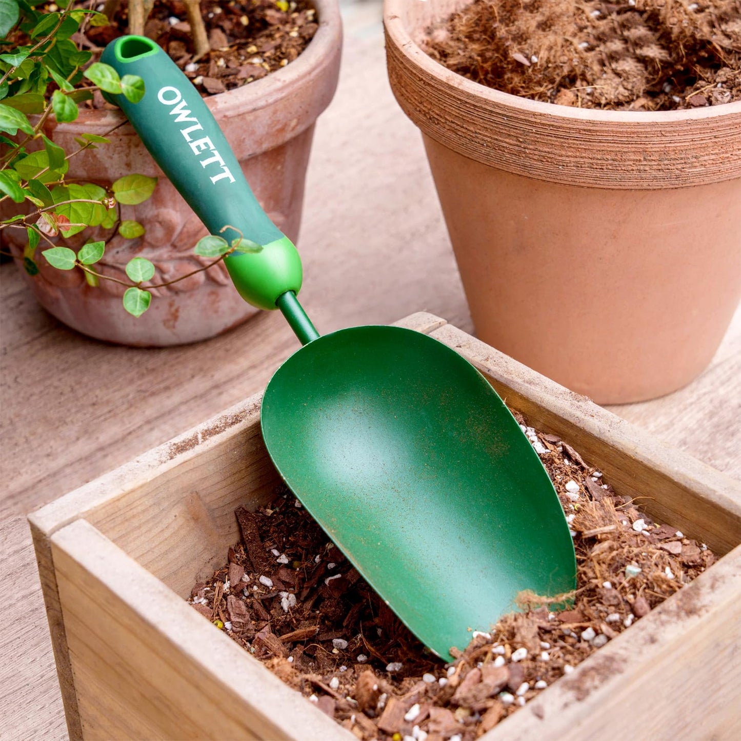 Owlett Garden Scoop, 13" Soil Scoop with Ergonomic Rubber Handle, Carbon Steel Potting Shovel Big Volume Gardening Spoon for Transplanting, Digging, Cultivation, Composting, Planting
