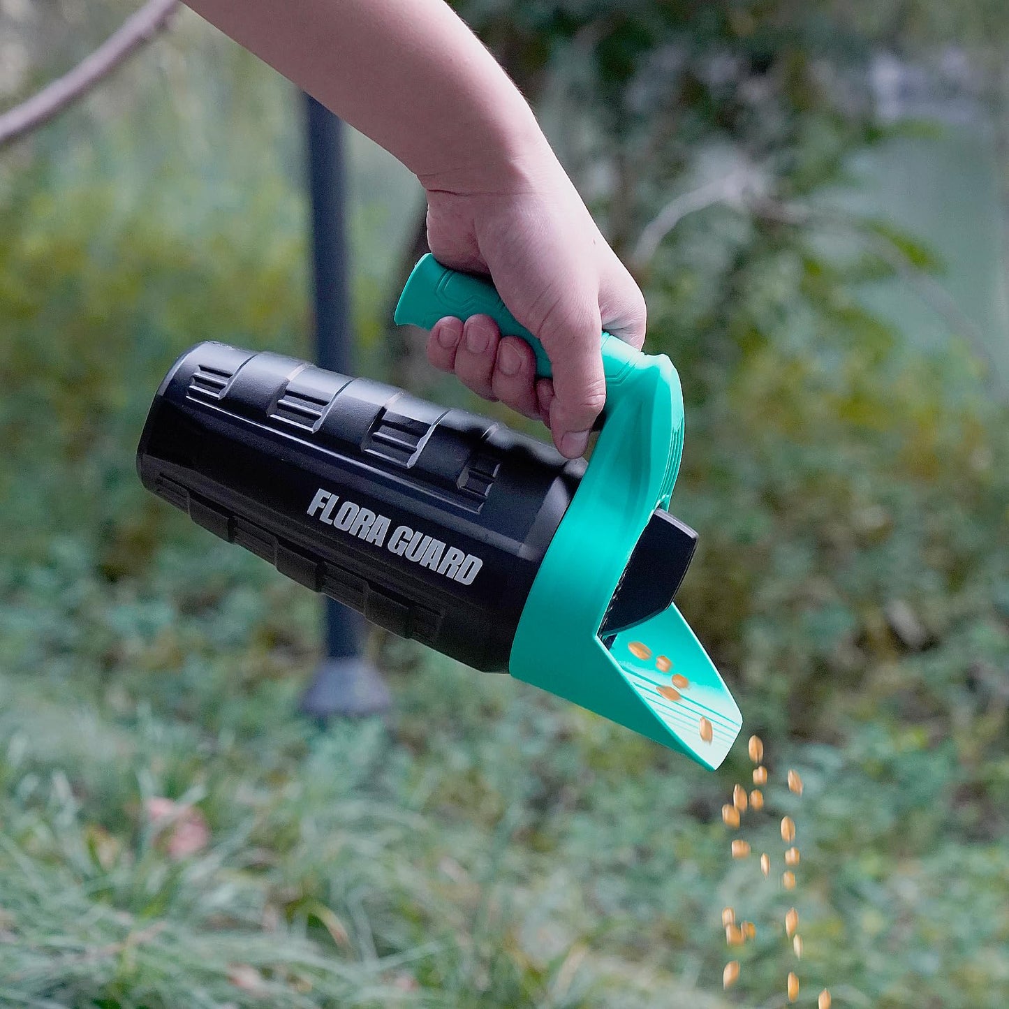 FLORA GUARD Hand Seed Spreader for Lawn, Adjustable Handheld Grass Seed & Fertilizer Spreader, Multipurpose Shaker for Salt, Ice Melt & Garden Seeding, Lightweight (30 oz)