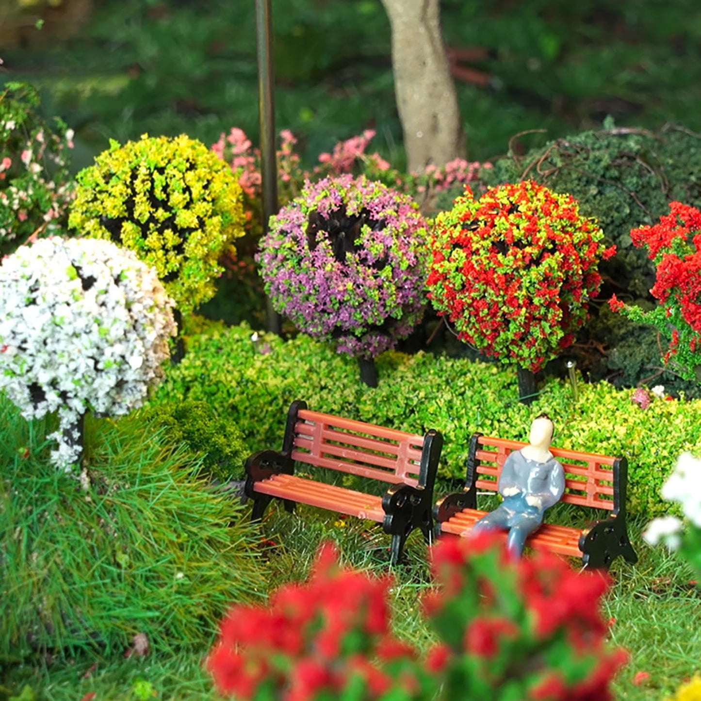 8Pcs Miniature Park Street Bench Chair Model, 1:24 Scale Garden Seats, Tiny Park Benches Settee for Dollhouse and Fairy Garden Accessories, Train Platform and Miniature Landscape,1.65 in, Brown