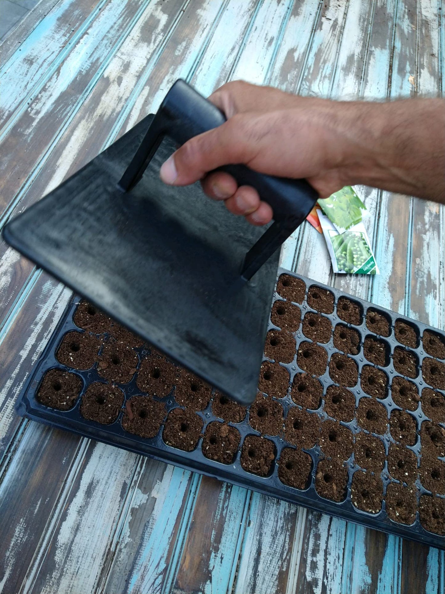 Gardinnovations 24-Hole Soil Digger and Seed Spacer for Planting Seeds | New Garden Tool, Gift for Gardener