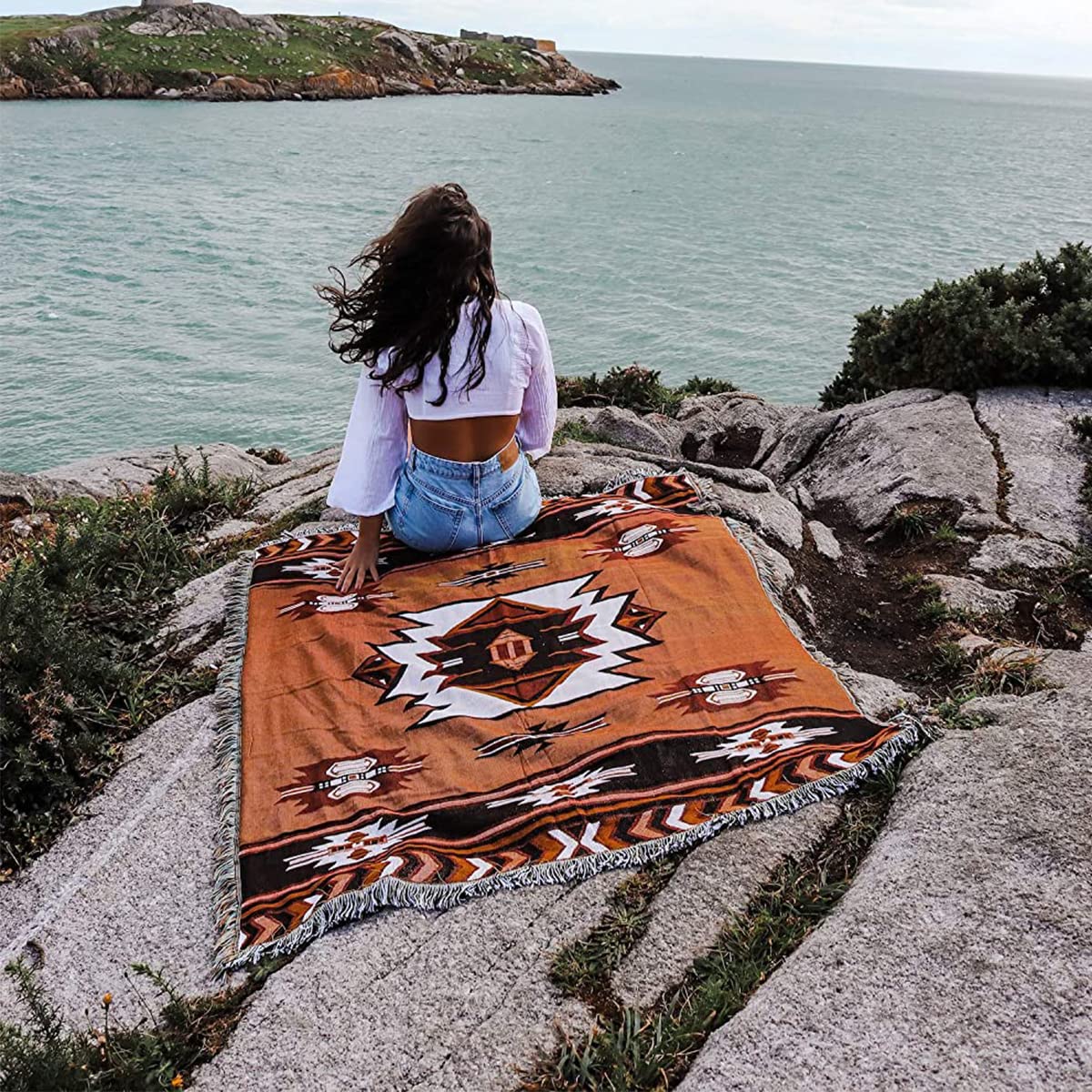 CCHYF Aztec Throw Blanket Native American Blanket Southwestern Boho Decor Reversible Woven Tassels Mexican Blankets and Throws for Couch Bed Chair Wall Tapestry Livingroom Outdoor Beach Brown 51"x63"