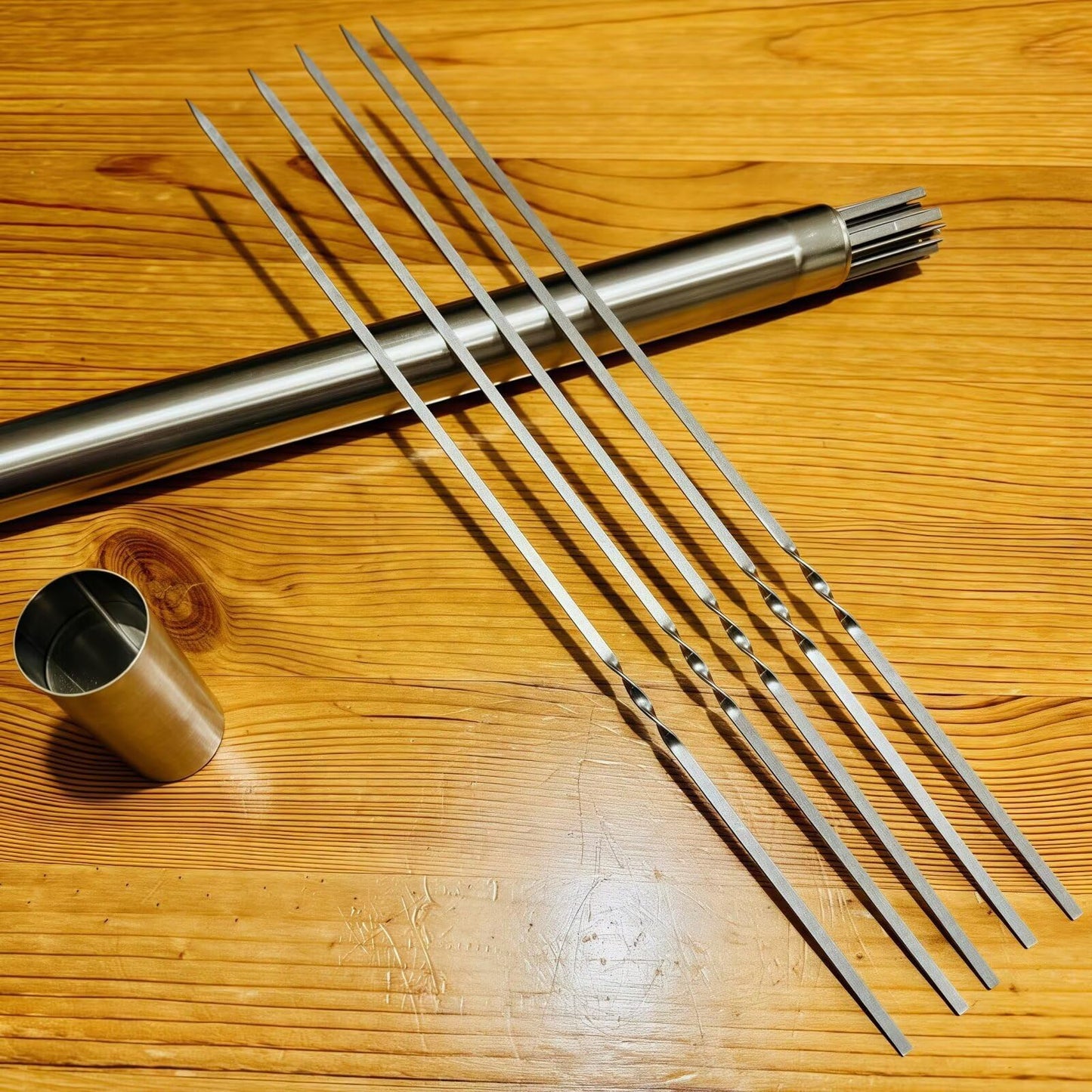 20PCS 304 Stainless Steel 13 Inch Long Flat Barbecue Skewers Set, Kebab BBQ Skewers with Portable Metal Storage Tube, Reusable Grilled Skewer Tool for Grilling Kitchen Party and Outdoor Cooking