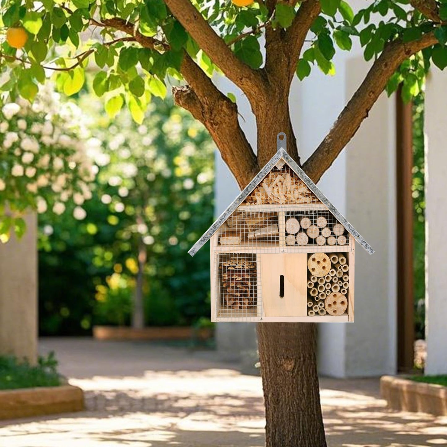 Hanging Bee House Wooden Insect House, Natural Habitat for Beneficial Bees, Bugs, Butterflys, Ladybirds Insect Hotels Garden Yard Home