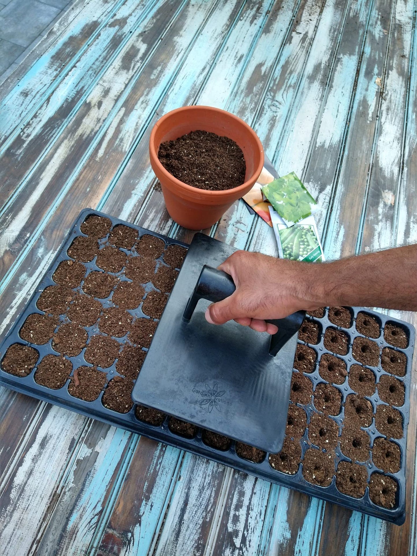 Gardinnovations 24-Hole Soil Digger and Seed Spacer for Planting Seeds | New Garden Tool, Gift for Gardener