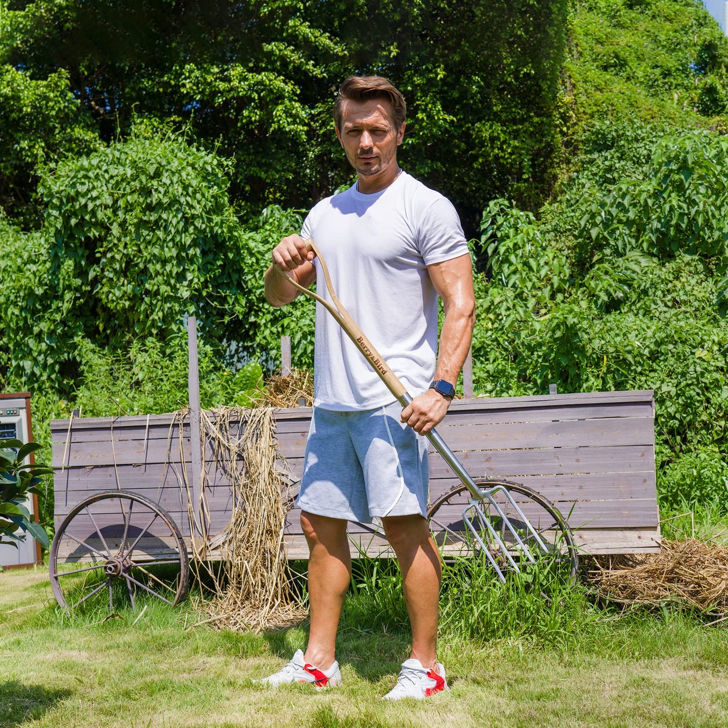 Berry&Bird Gardening Digging Fork, 4-Tine Stainless Steel Pitchfork, 43.9" Heavy Duty Spading Fork with D-Grip Handle and Ergonomic Ash Wood Handle for Digging, Planting, Cultivating, Aerating