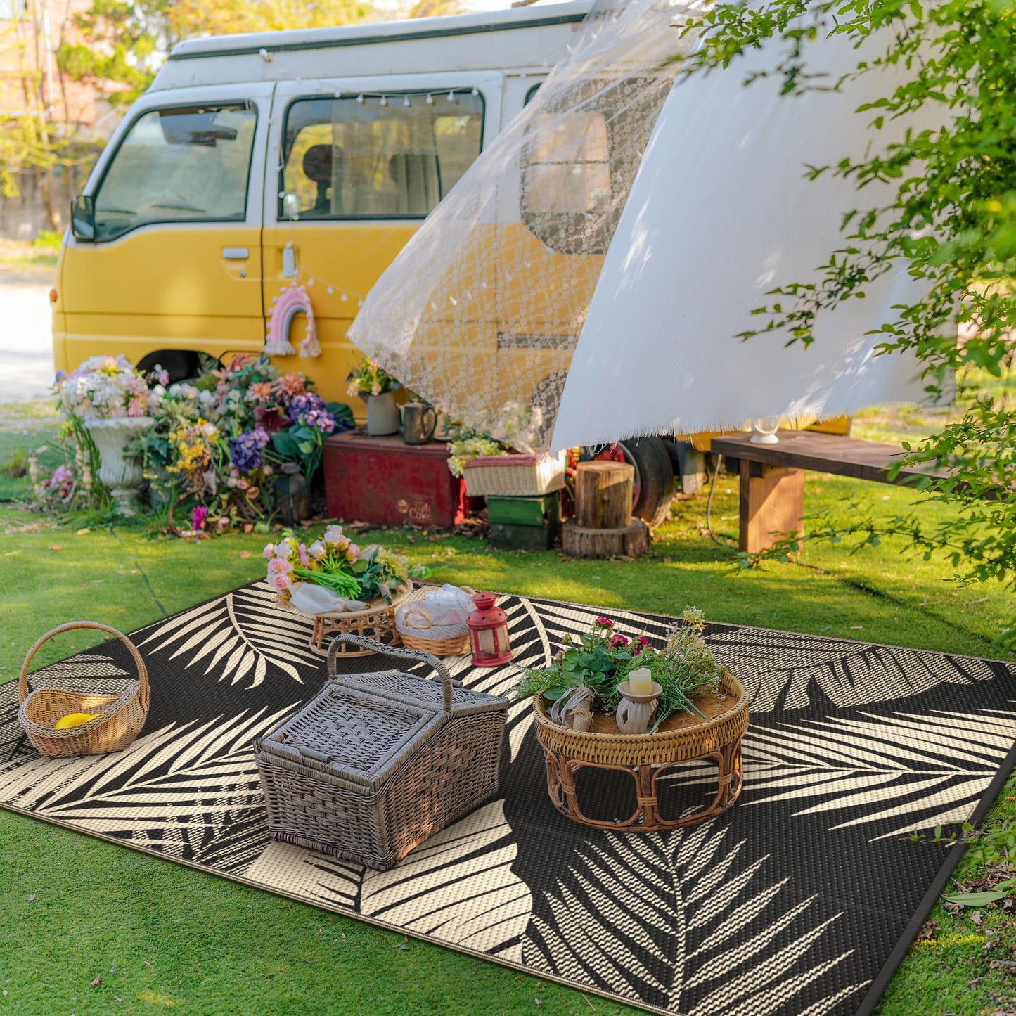 GENIMO Outdoor Rug 8' x 10' Waterproof for Patios Clearance, Reversible Outdoor Plastic Straw Camping Rug Carpet, Large Area Rugs Mats for RV, Camper, Deck, Balcony, Porch, Beach, Picnic, Black&Beige