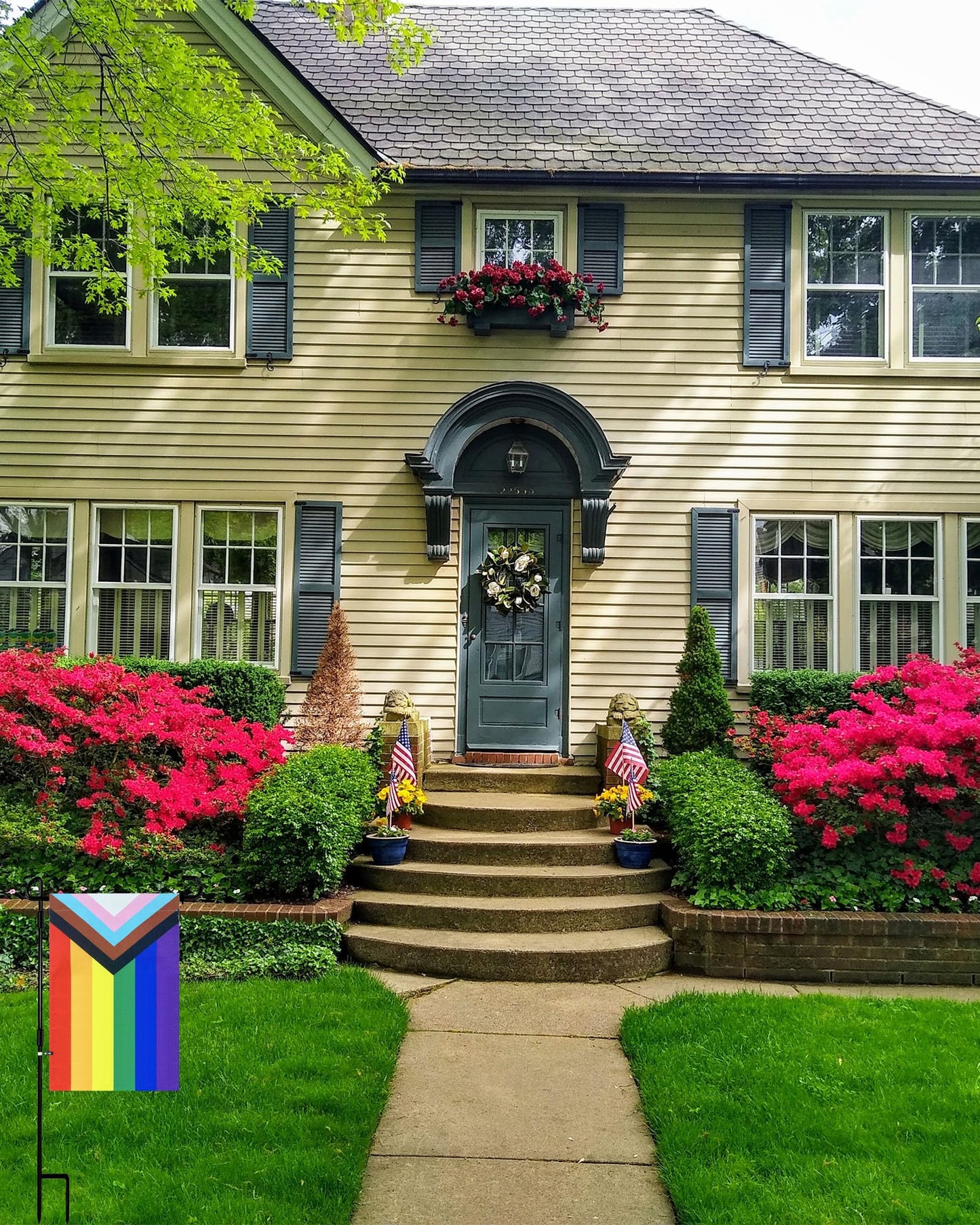TOPFLAGS Garden Flag Stand with Pride Garden Flags Metal Yard Holder Pole Stake Small Stands for 12.5x18 Inch Double Side LGBTQ Progress Flags with Clips and Stopper